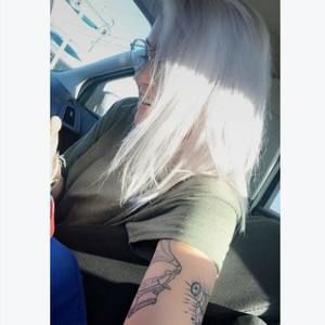 Meet your Posher, Rebekah